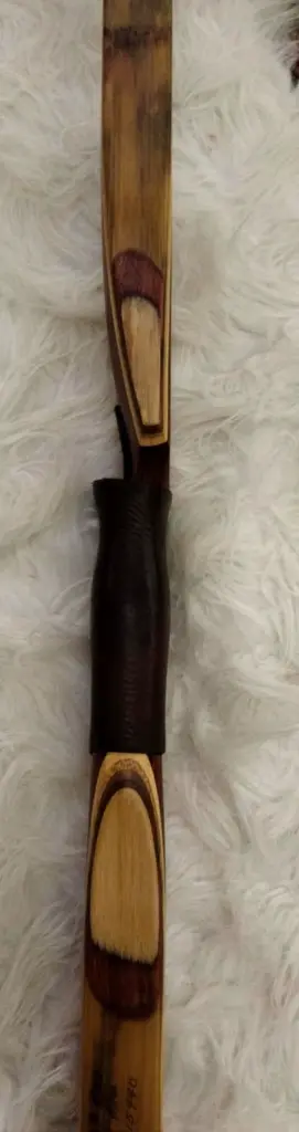 Traditional Longbow CAZADOR RH 50# 68'' -4.webp