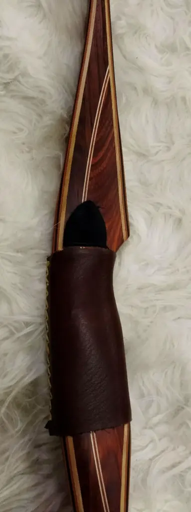 Traditional Longbow Great Plainsman RH 55# 68'' -2.webp