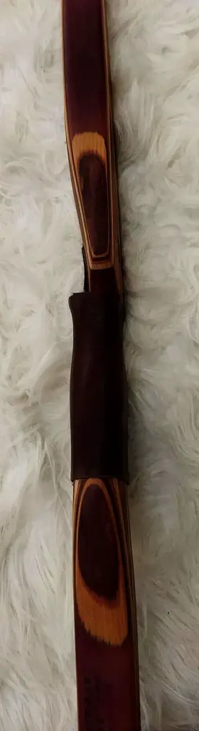 Traditional Longbow Great Plainsman RH 55# 68'' -6.webp