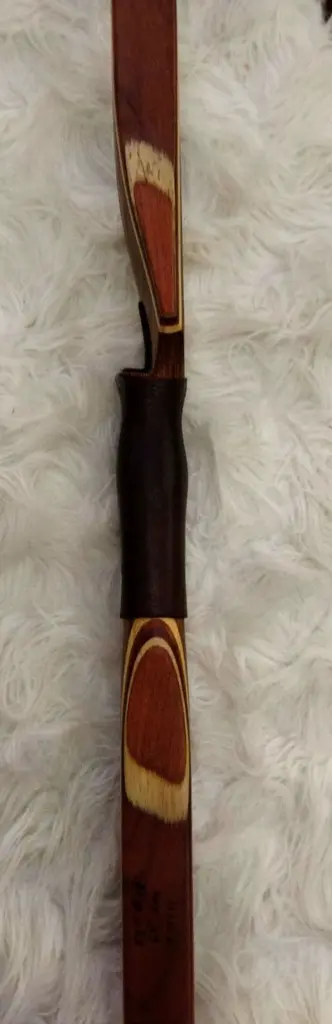 Traditional Longbow TEXAS HUNTER RH 53# 68'' -4.webp