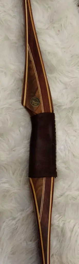 Traditional Longbow TEXAS HUNTER RH 53# 68'' -2.webp