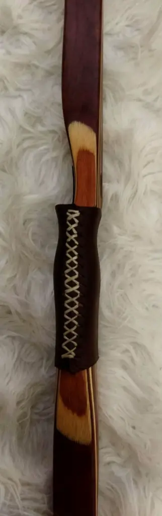 Traditional Longbow TEXAS HUNTER LH 50# 68'' -3.webp