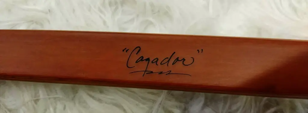 Traditional Longbow CAZADOR LH 45# 68'' -5.webp